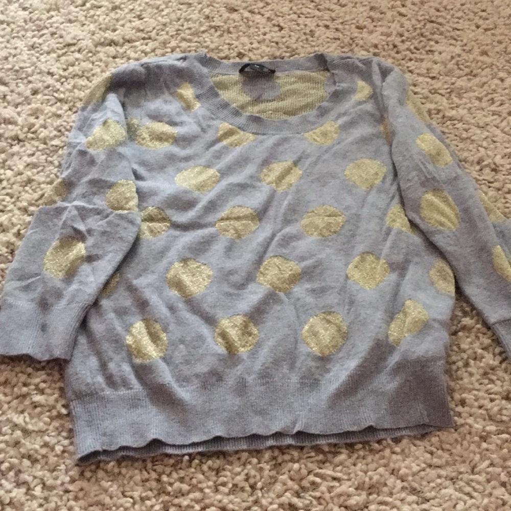 AMAZING, shirt/sweater! 💛